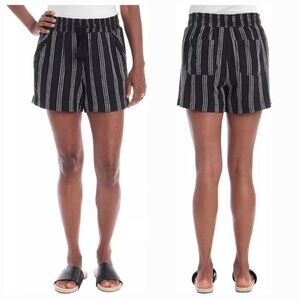 NWT Briggs Ladies Linen Blend Short BLACK stripes - size S